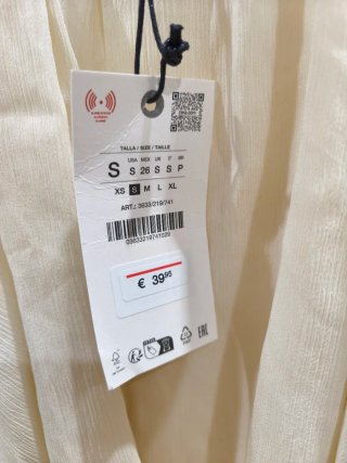 Blusa camiseta tirantes Zara
