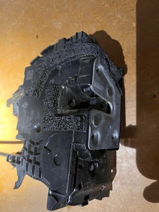 Cerradura Puerta Derecha Renault Trafic 805024134R