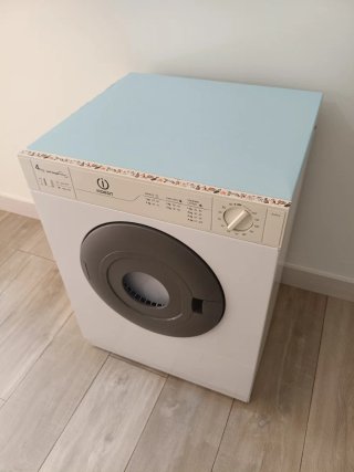 Secadora Indesit 4 Kg Anti Tangle Motion