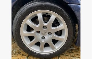 Llantas 15 pulgadas  206 GTI
