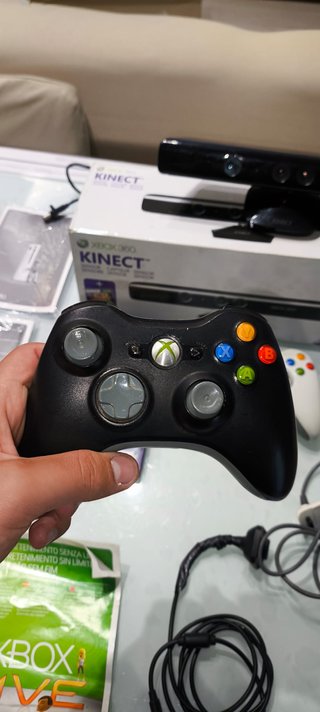 Xbox 360 Elite 120GB + Kinect