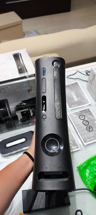 Xbox 360 Elite 120GB + Kinect