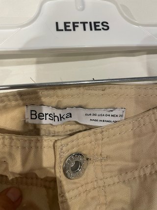 Pantalón cargo beige Bershka chica