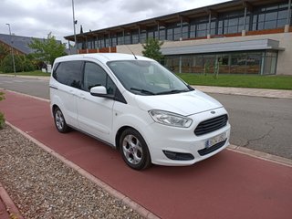 Ford Tourneo Courier CAMPERIZADA