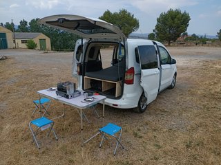 Ford Tourneo Courier CAMPERIZADA