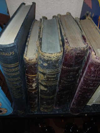 Lote de libros antiguos