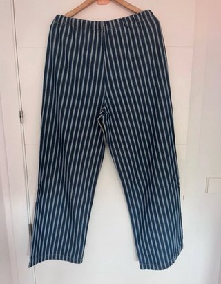 Pantalón nuevo rayas azul y blanco Talla M