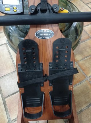 Máquina de Remo First Degree Viking2