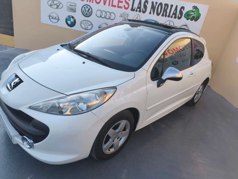 Peugeot 207 2007 - foto 1