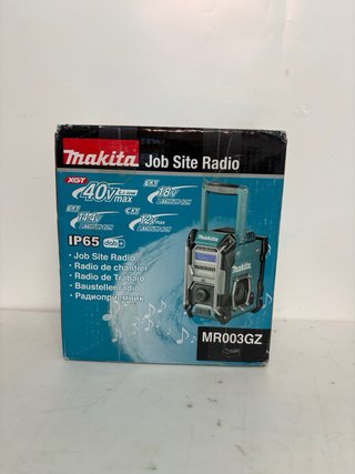 Makita Radio para construcción MR003GZ