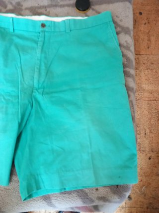 Pantalón corto verde talla 40