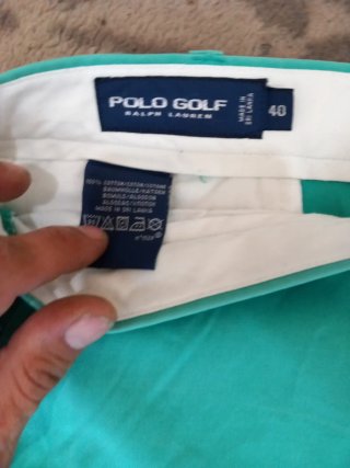 Pantalón corto verde talla 40
