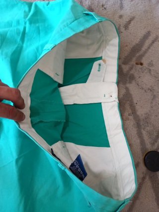 Pantalón corto verde talla 40