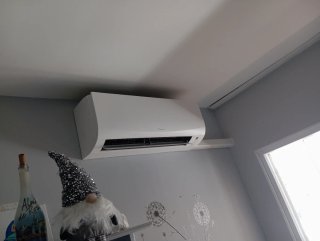 Instalación y carga de gas A/A