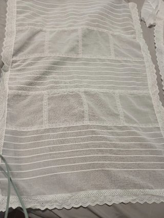 Manteletas huertana blancas