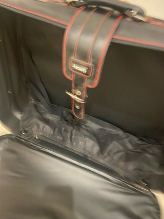 Juego 2 maletas Jansport negras y rojas