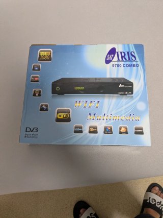 Decodificador Iris 9700 Combo WiFi Multimedia