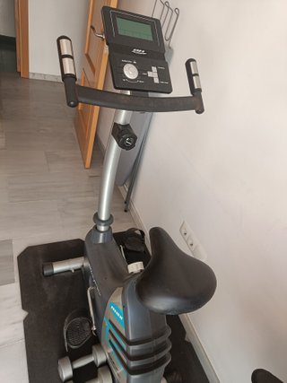 Bicicleta Estática BH Fitness Rhyno Max