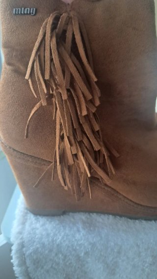 Botas Mustang Marrones con Flecos
