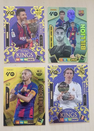 Cromos Panini Adrenalyn XL 25-26