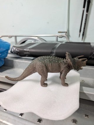 Figura Dinosaurio Triceratops