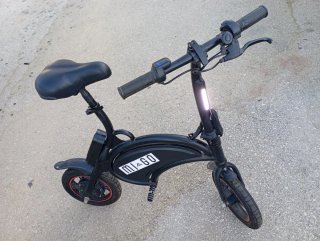 Bicicleta Eléctrica Plegable Negra