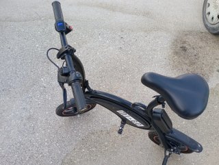 Bicicleta Eléctrica Plegable Negra