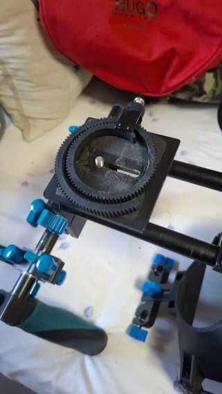 2 Stabilizzatori video per fotocamere DSLR