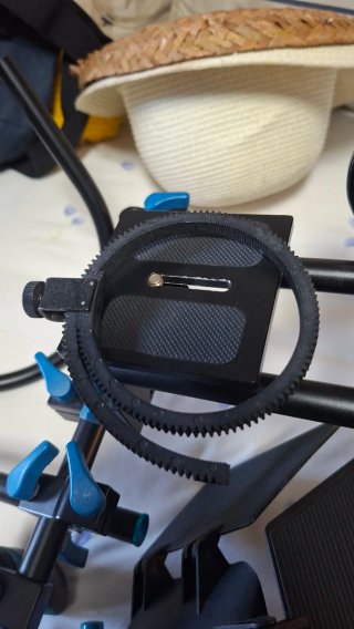2 Stabilizzatori video per fotocamere DSLR