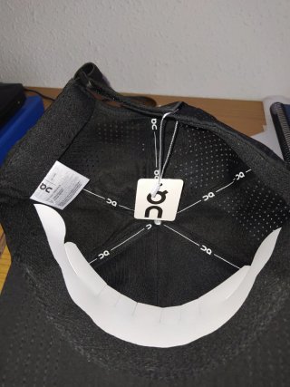 Gorra On Running Negra