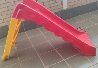 Tobogán plegable infantil rojo