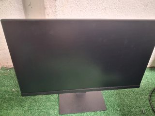 2 ordenadores Acer Veriton + 4 Monitores