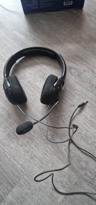 LOTE DE 3 AURICULARES