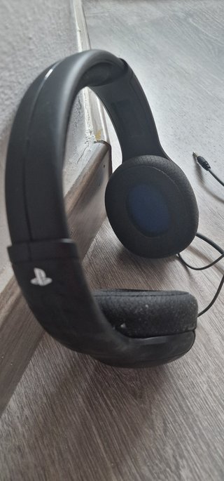 LOTE DE 3 AURICULARES