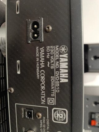Home cinema Yamaha DVD