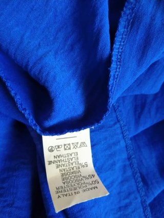 Camiseta azul con encaje sin estrenar