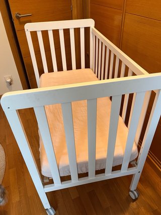 Minicuna bebé blanca mas colchón alta calidad
