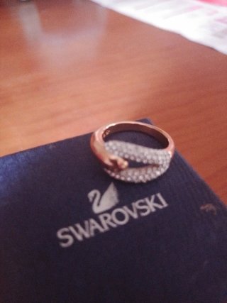 Anillo Swarovski bañado en oro y plata