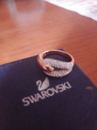 Anillo Swarovski bañado en oro y plata