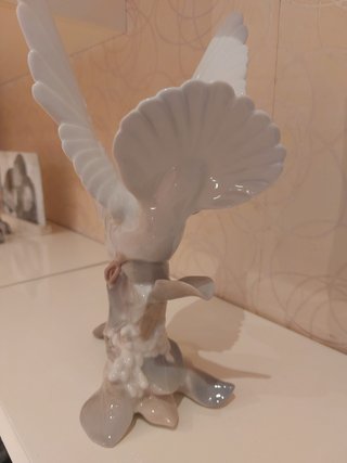 Lladró Tórtola Blanca de Porcelana