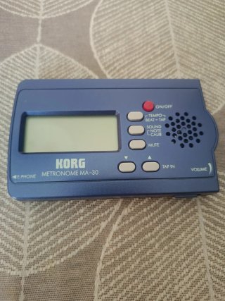 Korg MA-30 Metrónomo Afinador
