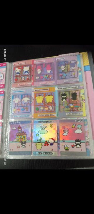 Álbum completo Panini Hello Kitty y Amigos.