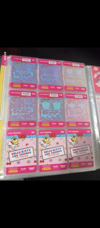 Álbum completo Panini Hello Kitty y Amigos.