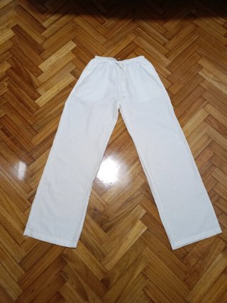 Pantalón blanco ancho