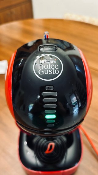 Cafetera Dolce Gusto Krups Roja