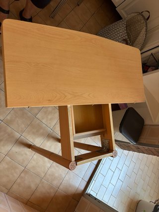 Mesa de cocina abatible + 4 sillas madera