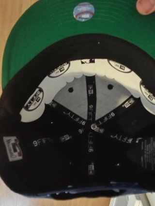 Gorra New Era NY Negra Sin Estrenar