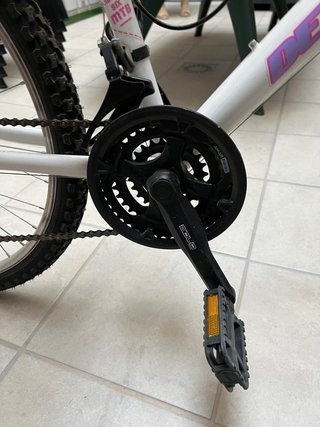 Bicicleta B'TWIN 26 Blanca y Rosa
