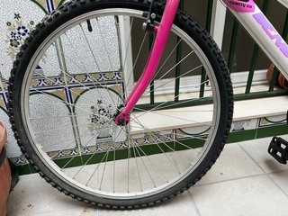 Bicicleta B'TWIN 26 Blanca y Rosa