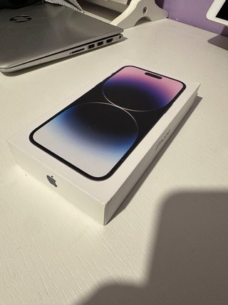 iPhone 14 Pro Morado